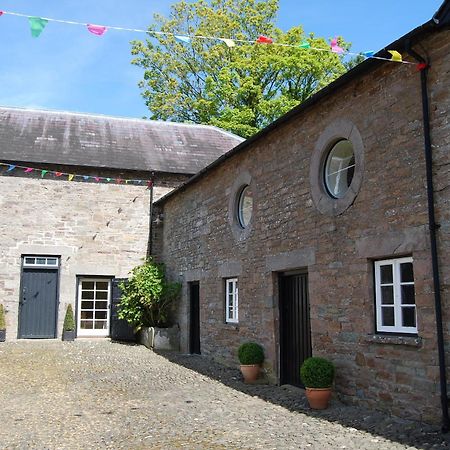 Glasbury Glanhenwye Courtyard Cottages מראה חיצוני תמונה