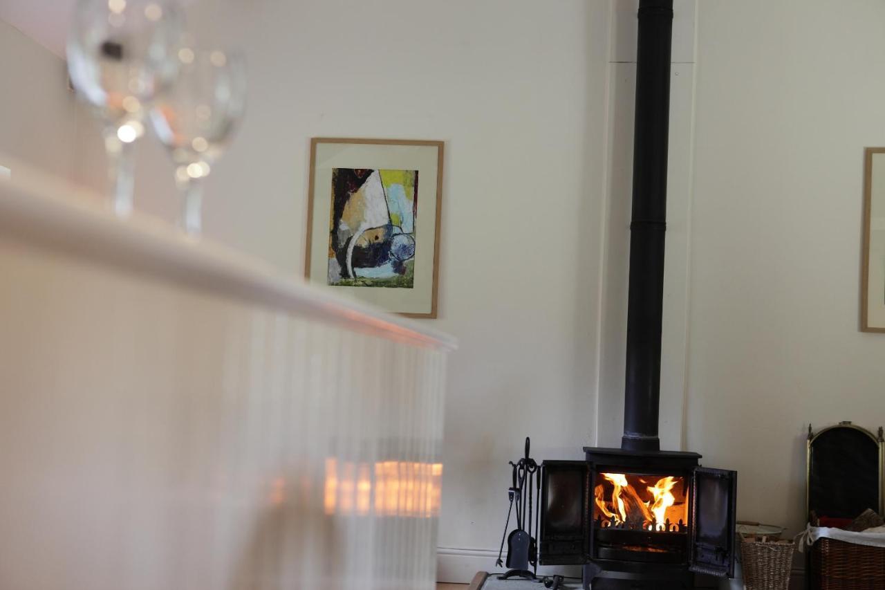 Glasbury Glanhenwye Courtyard Cottages מראה חיצוני תמונה