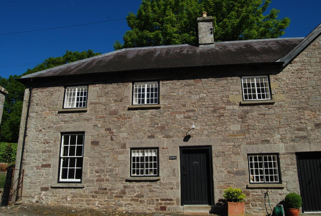 Glasbury Glanhenwye Courtyard Cottages מראה חיצוני תמונה