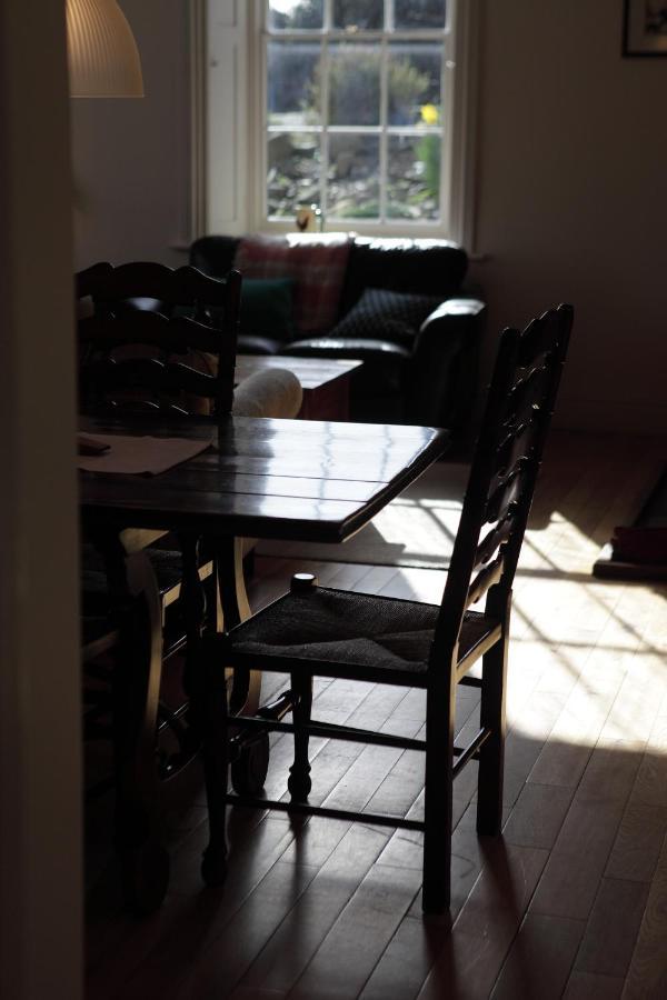 Glasbury Glanhenwye Courtyard Cottages מראה חיצוני תמונה