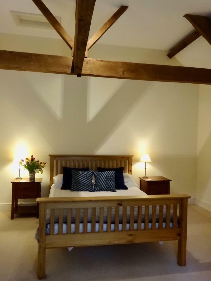 Glasbury Glanhenwye Courtyard Cottages מראה חיצוני תמונה